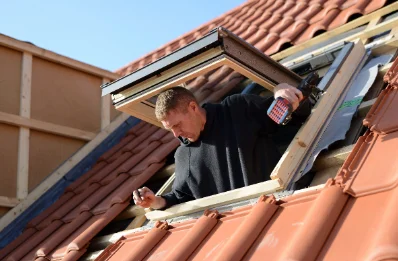 Pose de fenêtres de toit Velux à Vert